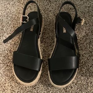 Womens 9 black espadrilles